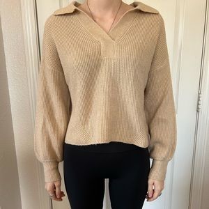 beige / tan Freshman collared sweater slightly cropped size M